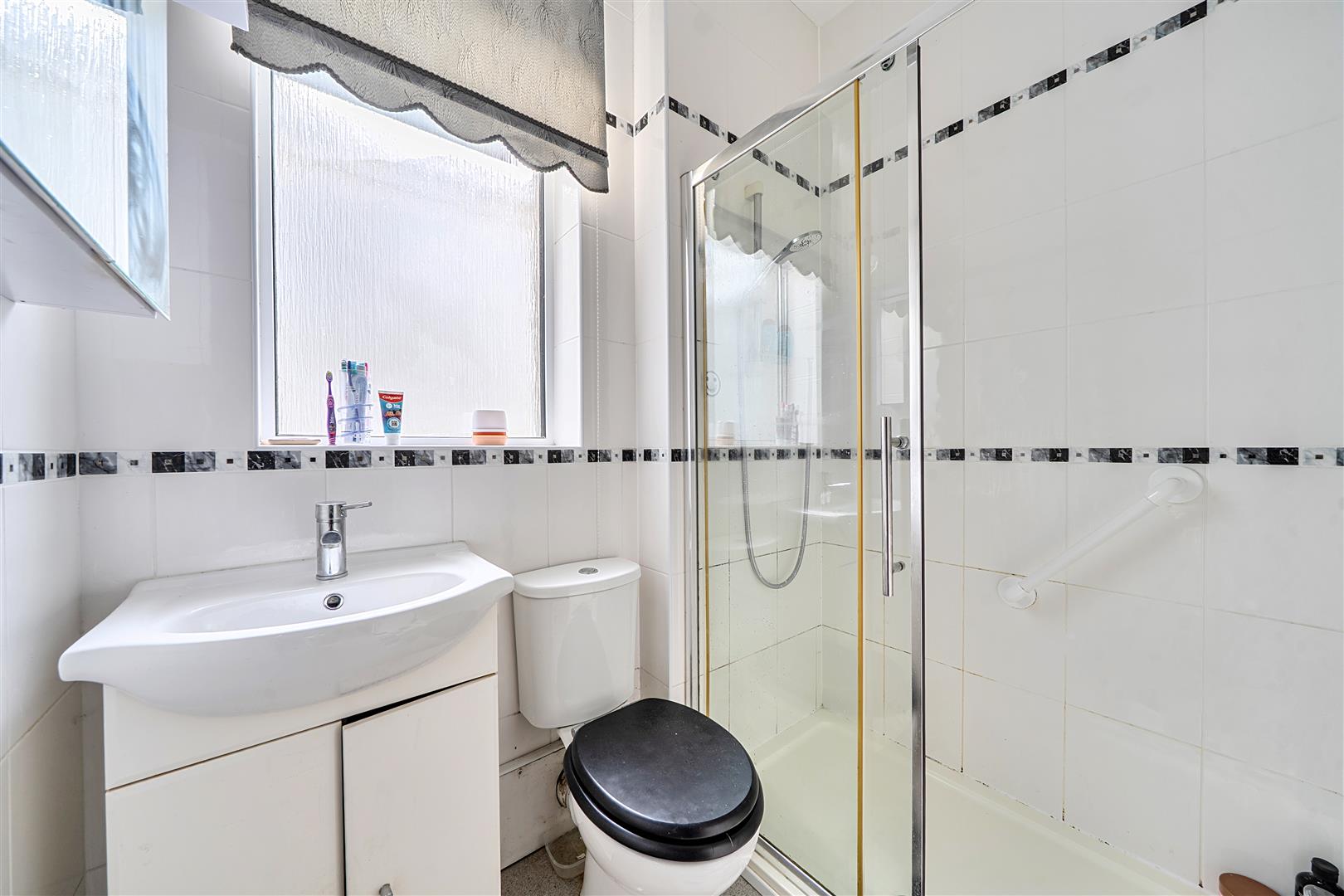 Armine Road, Fforestfach, Swansea, SA5 8DD